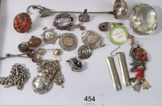 A box of jewellery including silver