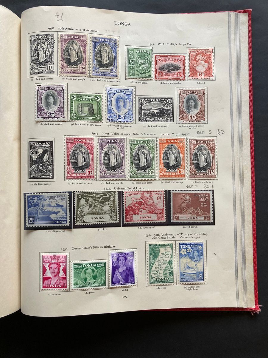 Red Stanley Gibbons KGVI stamp album of mint definitives, commemoratives, officials and postage due, - Image 17 of 19