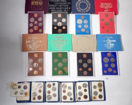 Eight coinage of Great Britain and Northern Ireland sets including 1970-1977 plus five Britains