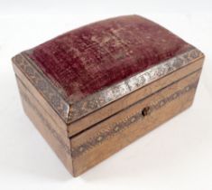 A Victorian Tunbridgeware banded box with pin cushion top, 11.5 x 7.5 x 7cm