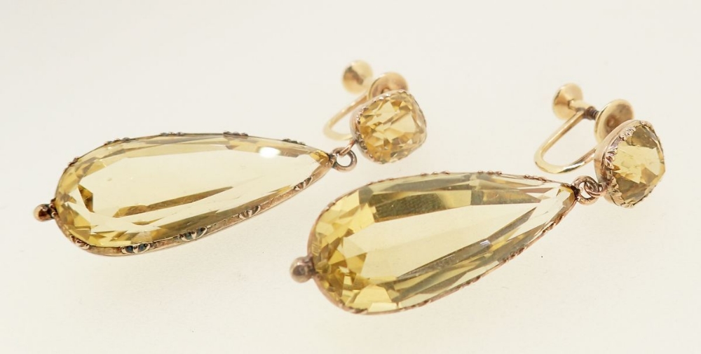 A pair of 14k gold large teardrop citrine earrings with screw fittings, large stone 2.8cm drop - Image 2 of 2