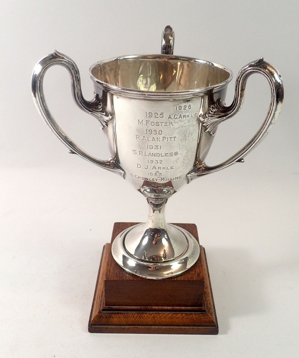 A silver three handled Art Nouveau trophy cup, 'Kingsland Grand Gymnasium Cup', engraved names, - Image 2 of 5