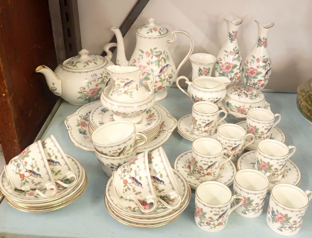 An Aynsley 'Pembroke' tea and coffee service comprising cake plate, six teacups (two cracked) and - Image 2 of 2