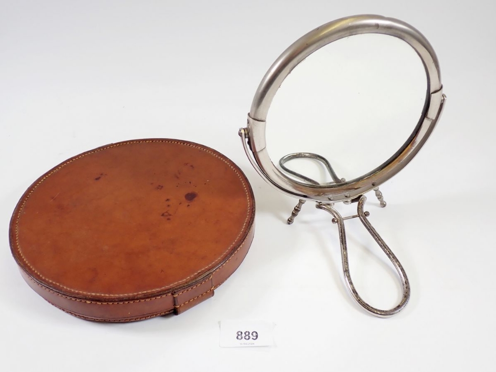 An Edwardian circular plated gentlemen's easel mirror in leather case and photograph frame - Image 4 of 4