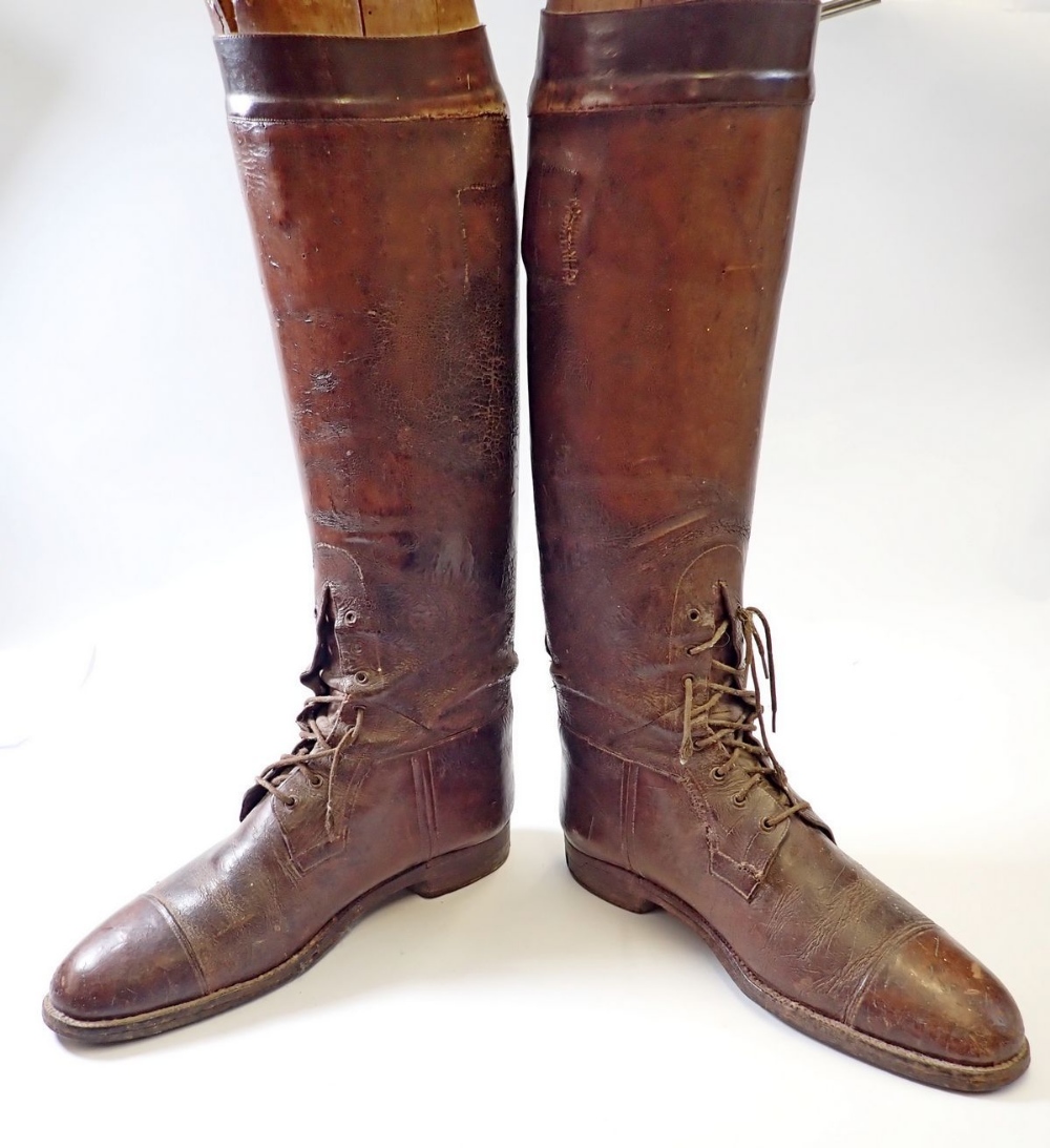 A pair of 1930's mens military brown leather field boots with wooden boot trees, approx size 10 - Image 4 of 4