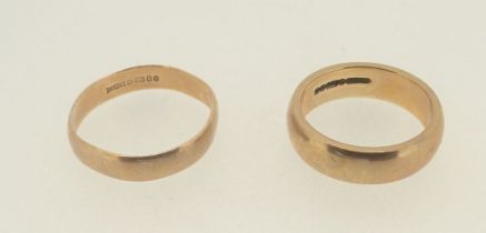 Two 9 carat gold wedding rings, 7.8g