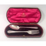 A cased silver child's spoon and fork, Sheffield 1900/01 by Roberts & Belk, 58g