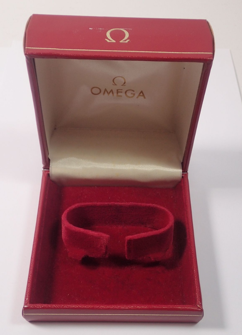 An Omega watch box - Image 2 of 2