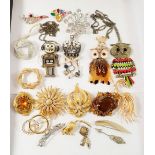 A box of costume jewellery