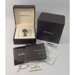 A Tag Heuer gentlemen's Link wrist watch, stainless steel with black dial and date niche, boxed with