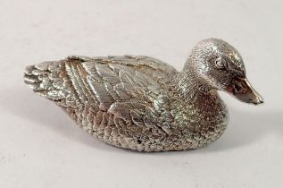 A miniature silver duck, 39.5g, 6.5cm long