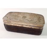 A silver mounted leather toiletry box with engraved scrollwork decoration, Sheffield 1905, 16 x