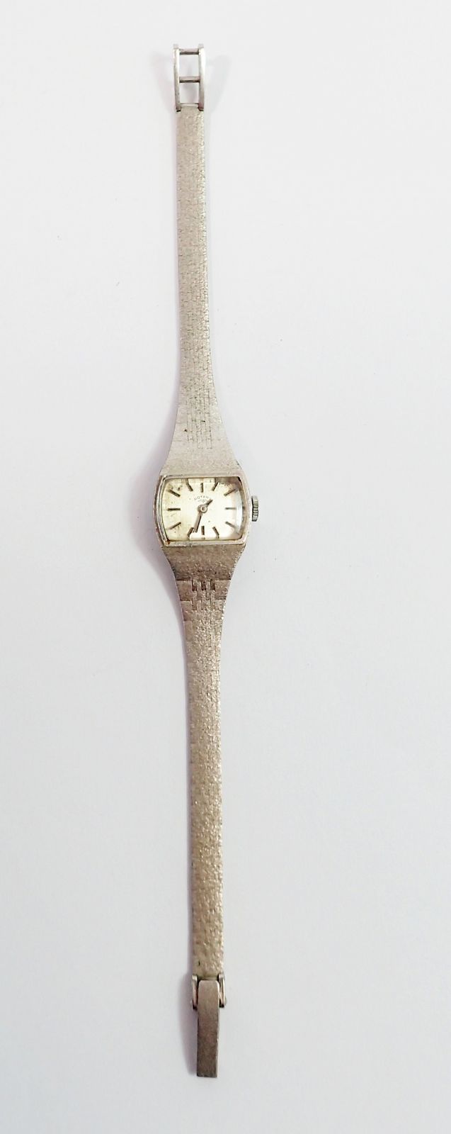 A 9 carat white gold Rotary ladies vintage watch and strap, 20g