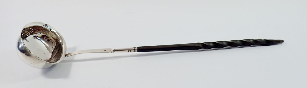 A Georgian silver punch ladle with horn handle, 33cm, London 1830 by William Theobalds