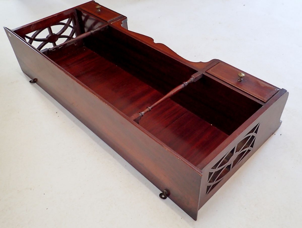 An Edwardian mahogany display shelf with pierced sides and two small drawers to apron, 84 x 35cm - Bild 2 aus 2