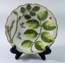 A Royal Worcester Blind Earl pattern dish, 15cm diameter