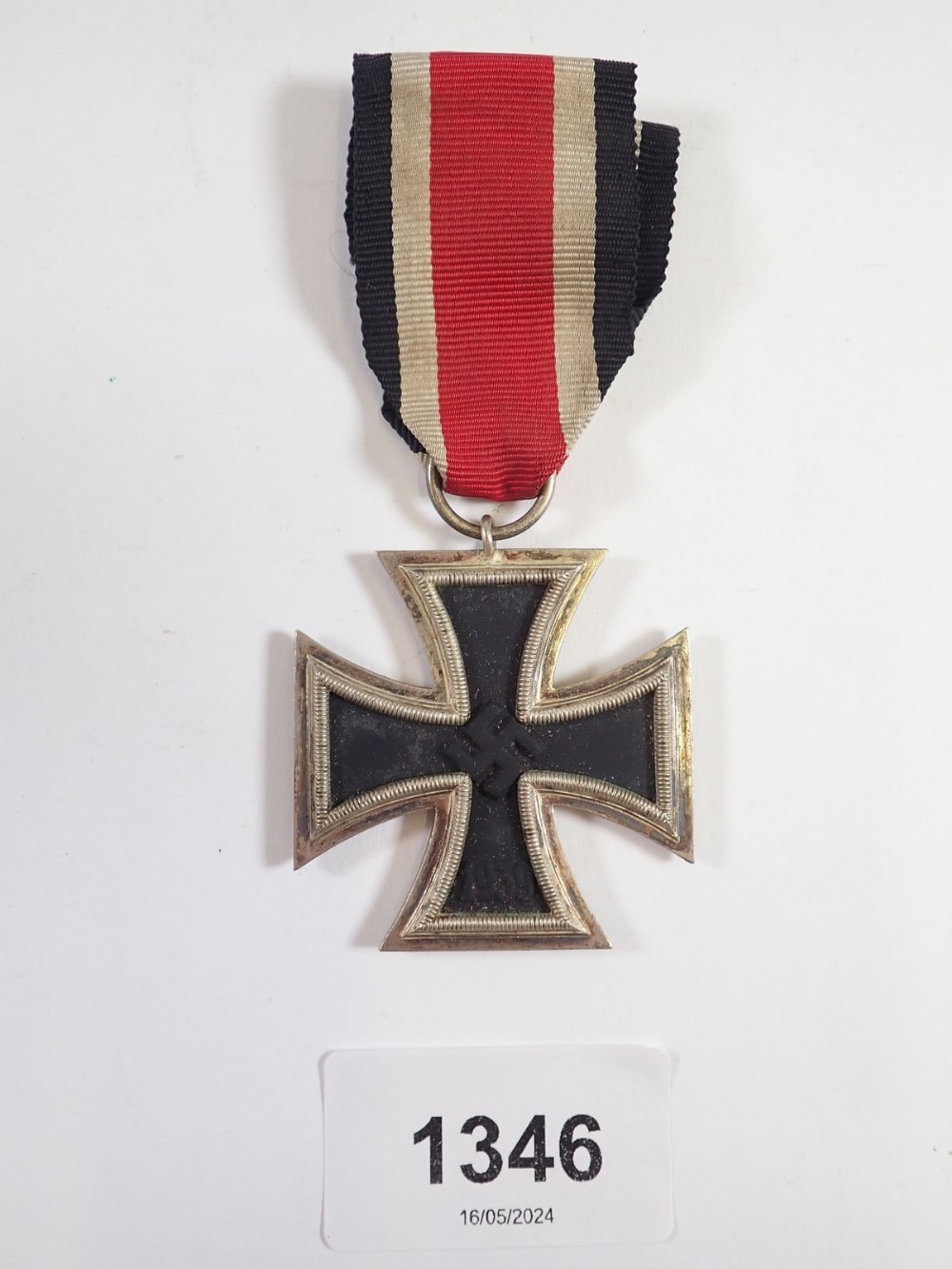 A WWII German iron cross - boxed with ribbon - Image 2 of 3