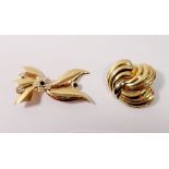 Two 18 carat gold brooches, 17g