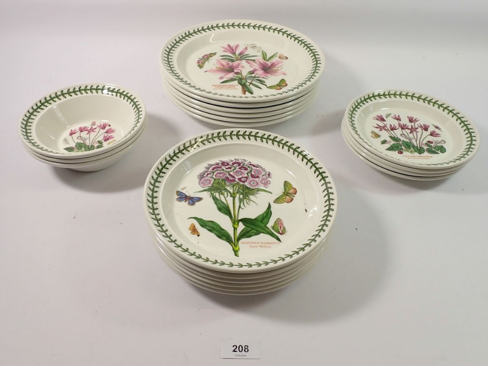 A group of Portmeirion The Botanic Garden including six dinner plates, six breakfast plates, three - Image 2 of 2