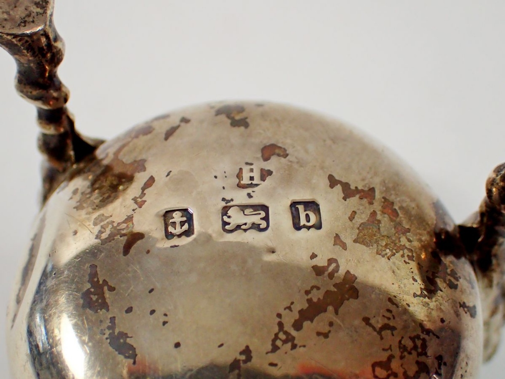 A silver cream jug on lion mask and paw feet, Birmingham 1901, 90g - Image 2 of 2