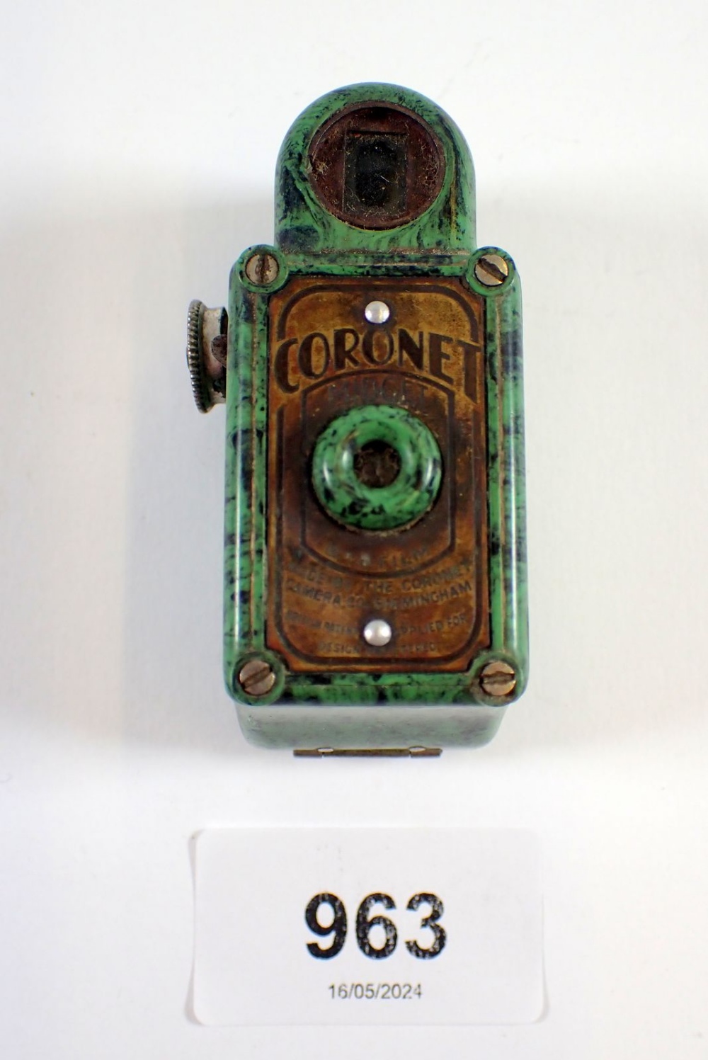 A Coronet Midget Bakelite camera - Bild 4 aus 4