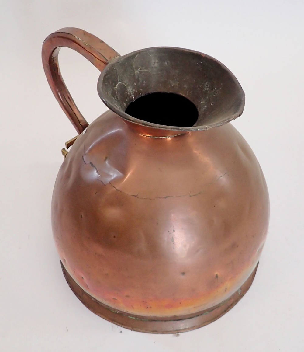 A large Victorian copper kitchen jug with brass tap fitted under handle, 38cm tall - Image 2 of 2