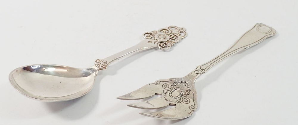 A Scandinavian silver serving fork and spoon, both marked 830, 133g