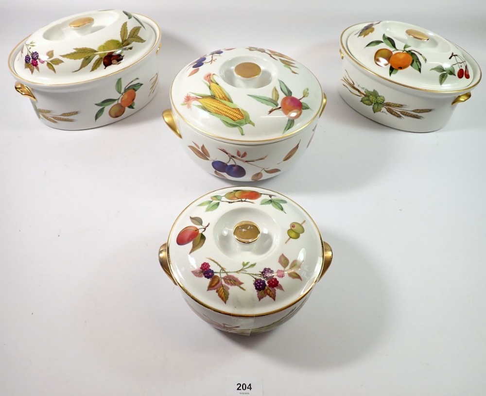 Four Royal Worcester Evesham tureens with lids, largest 22cm diameter