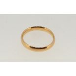 A 22ct gold wedding band, 4.2g