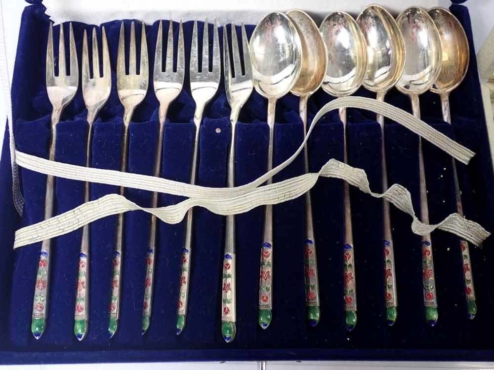 A set of six white metal oriental cocktail spoons and forks with enamel decoration plus variou - Image 2 of 2