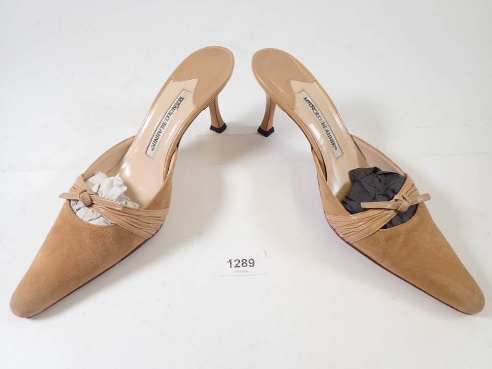 A pair of Manolo Blahnik ladies beige suede shoes, size 36.5