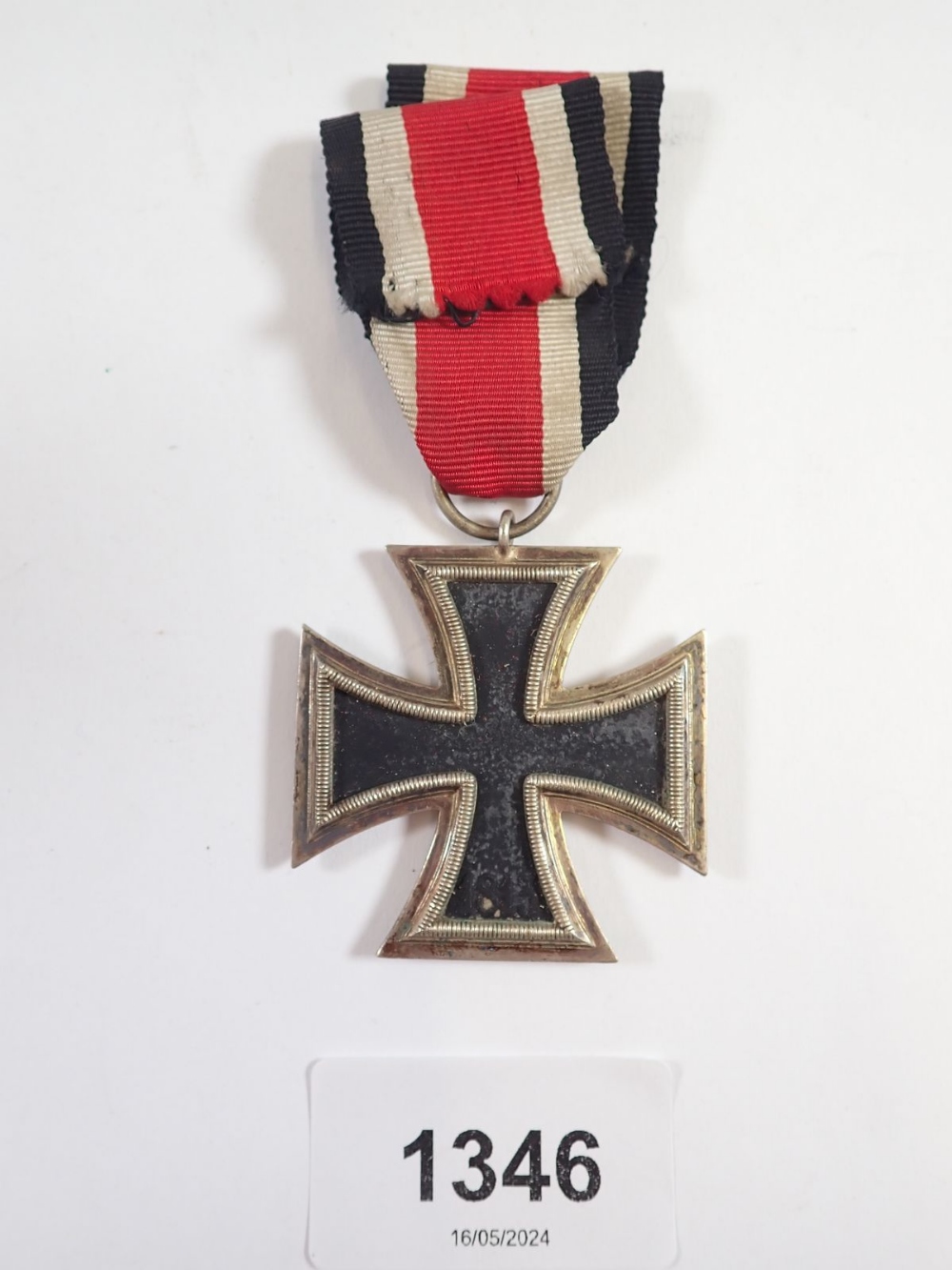 A WWII German iron cross - boxed with ribbon - Image 3 of 3