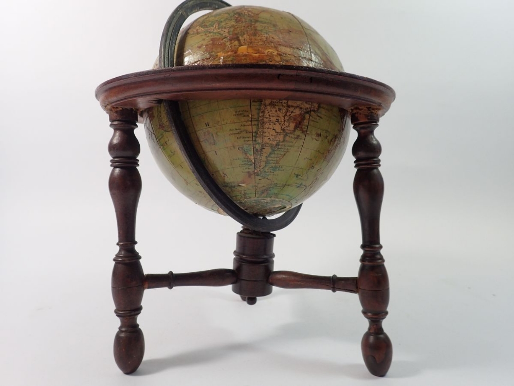 A Newtons new and improved terrestrial 5" globe containing the latest discoveries 1838 with outer - Bild 5 aus 10