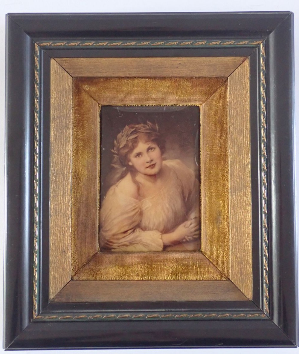 A Victorian Christoleon of a lady, 13.5 x 9.5cm