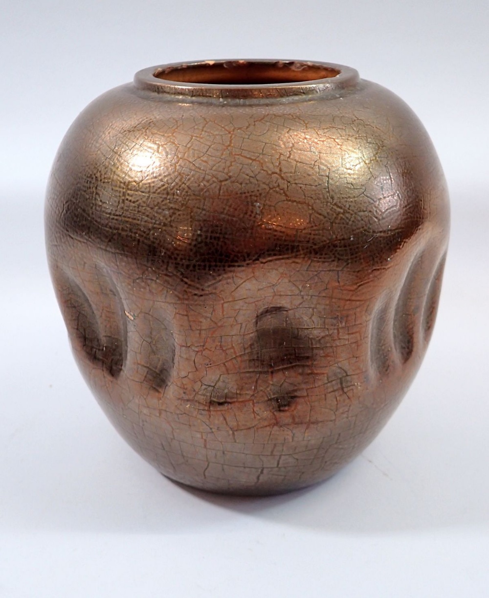 An Elton copper crackle glaze vase with dimpled band to centre, 21cm tall