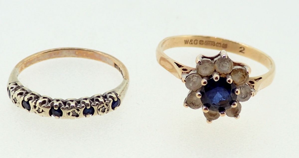 A 9 carat gold blue and white stone cluster ring, size O, 2g and a 9 carat gold sapphire and chip