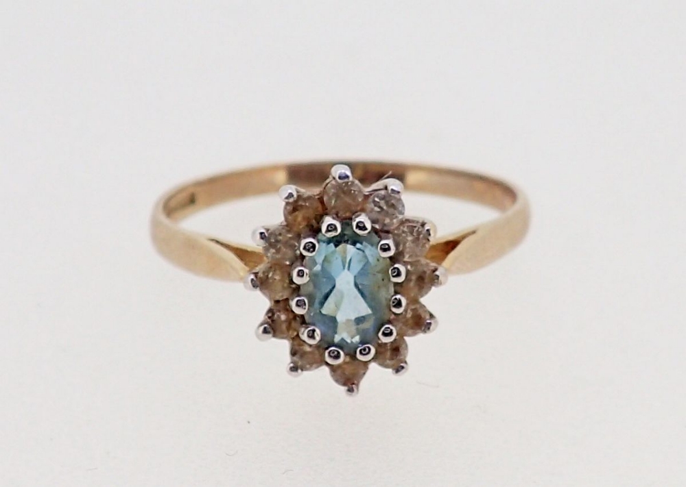 A 9 carat gold blue topaz and white stone cluster ring, size N, 1.5g - Image 2 of 5