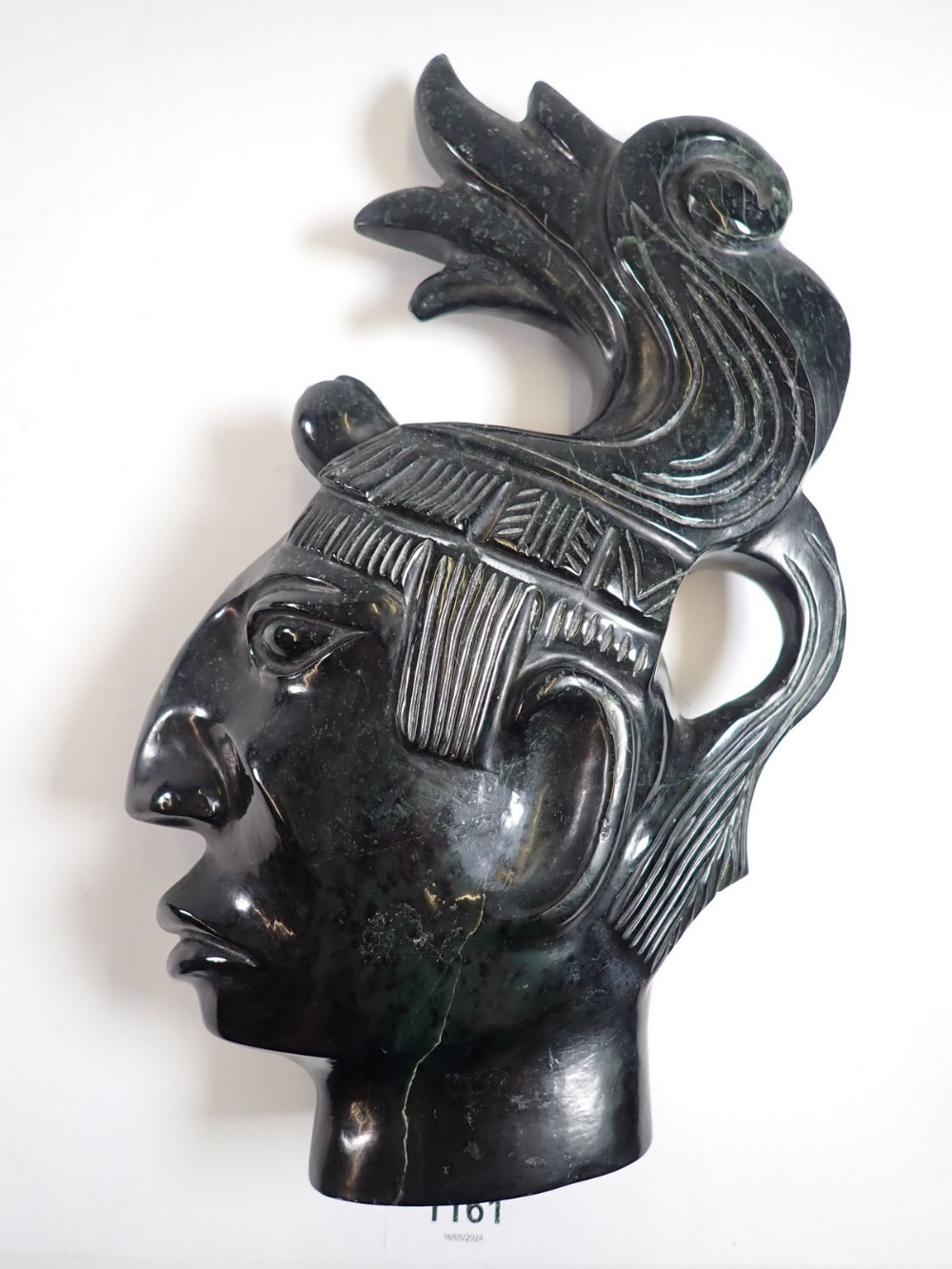 A black stone carving of Pakal the Great (7th century ruler of Mexico) 28 x 18cm - Image 2 of 2