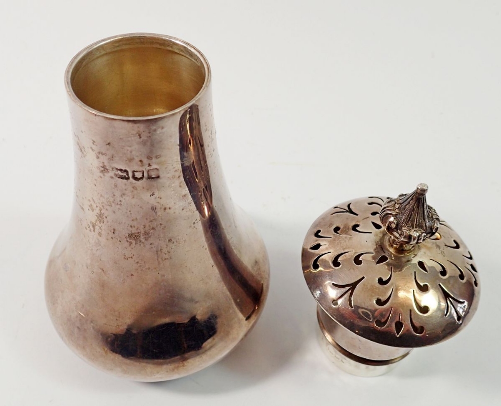 A silver sugar castor, rubbed marks, 171g - Image 3 of 3