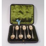 A set of six silver coffee spoons, London 1895, boxed