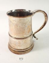 A Georgian old Sheffield silver plated tankard, 17cm tall