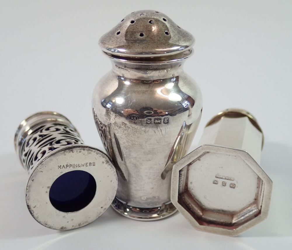 Two pairs of silver pepper pots, Birmingham 1897 and 1906 and a silver plated pair by Mappin & Webb - Image 2 of 2