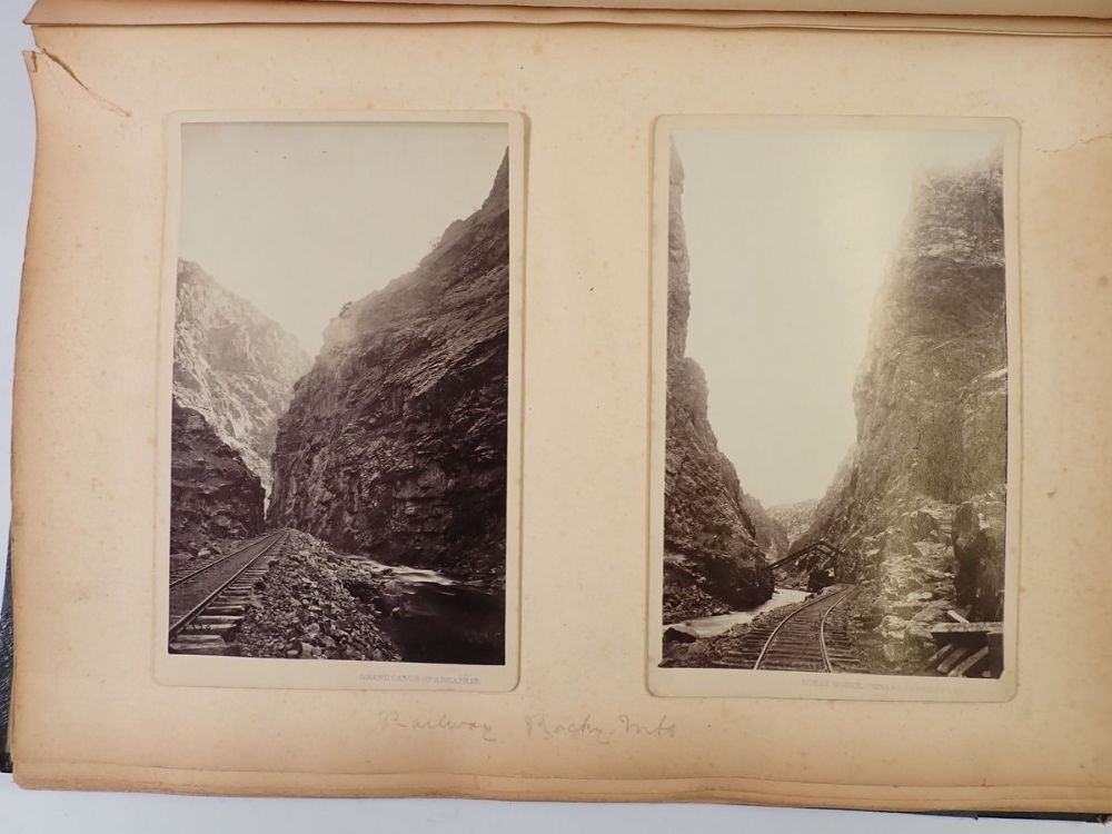 A late 19th century album of American photographs, mainly city scenes plus some track and train - Bild 2 aus 3