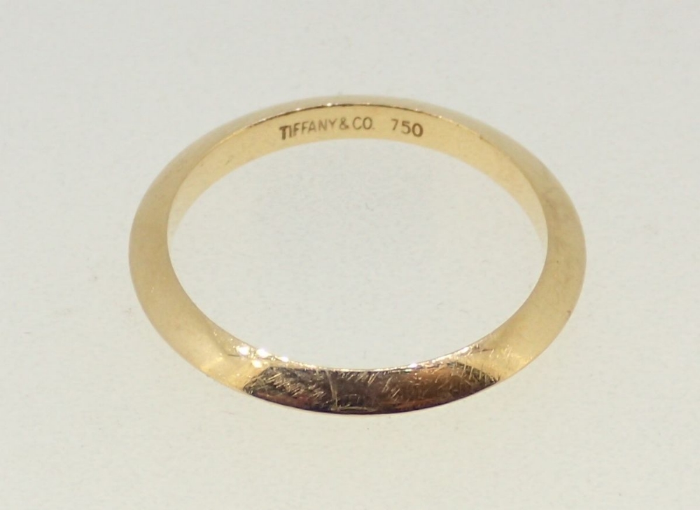 A Tiffany 18ct gold ring, size K, 2g