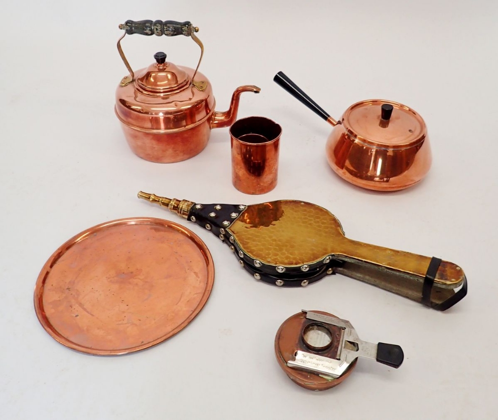 A group of copper to include kettle, saucepan, tray etc