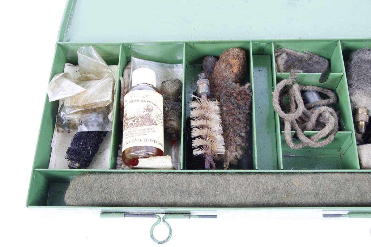 A Parker Hale 'Safari' cleaning tin with various brush head and 3-part cleaning rod - Image 2 of 4