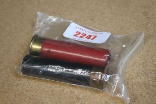 Ⓕ (S2) 2 x 4 bore paper cased collectors cartridges