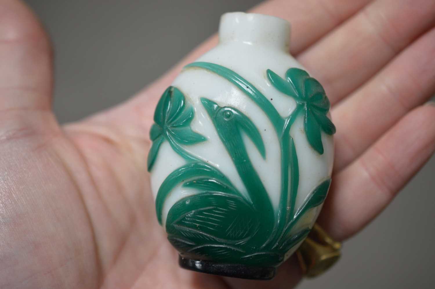 Seven mid 20th century Chinese glass scent bottles, - Image 3 of 20