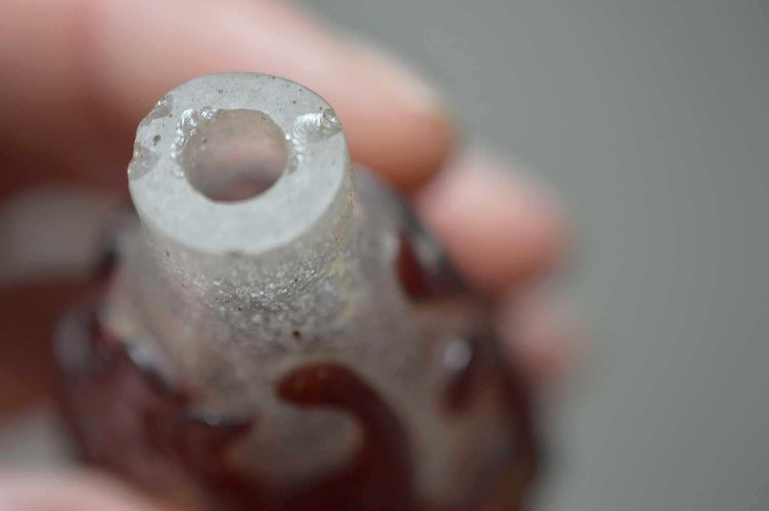 Seven mid 20th century Chinese glass scent bottles, - Image 17 of 20