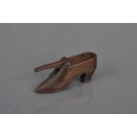 A miniature 19th century treen tip shoe game,